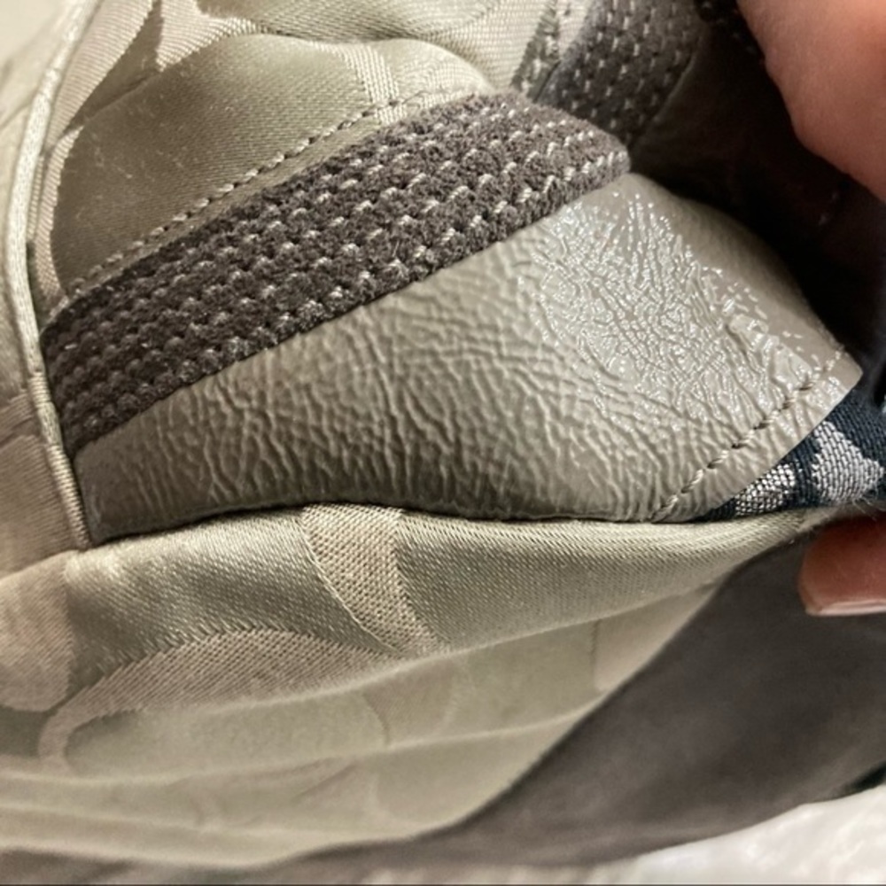 Coach rare gray patchwork Madison hobo bag RARE - Picture 14 of 16